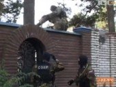 В Сестрорецке обыскивали элитный особняк В Сестрорецке обыскивали элитный особняк