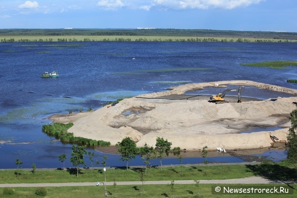 Песок намытый на озере Разлив используется для строительства ЗСД