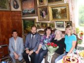 Алексей Куимов поздравил жительницу Сестрорецка со столетним юбилеем