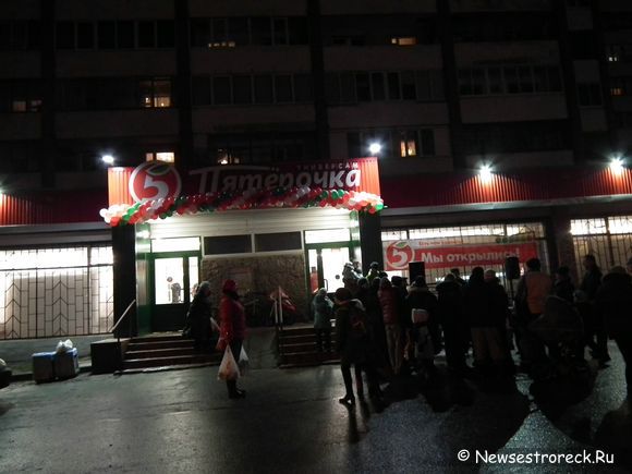 На ул.Токарева после ремонта открылся универсам «Пятёрочка»
