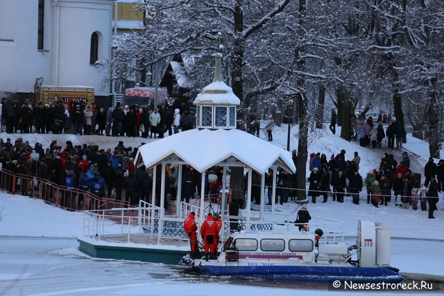 Православные отметили Крещение в Сестрорецке