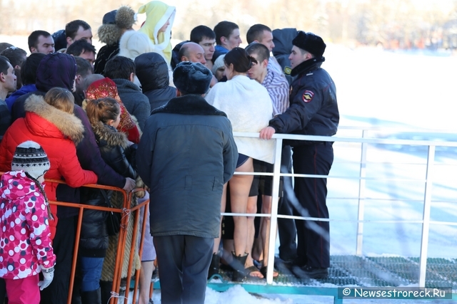 Православные отметили Крещение в Сестрорецке