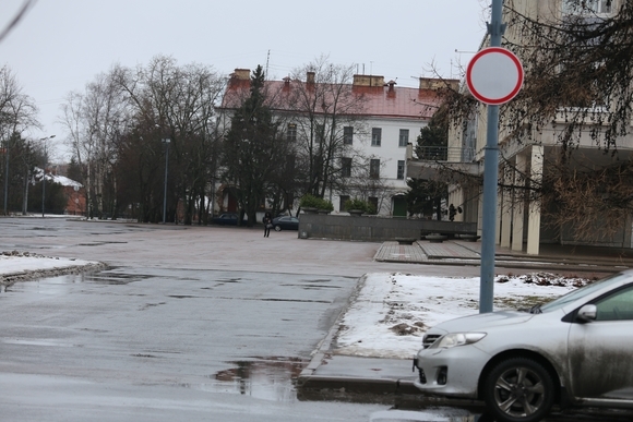 У администрации поменяли дорожные знаки