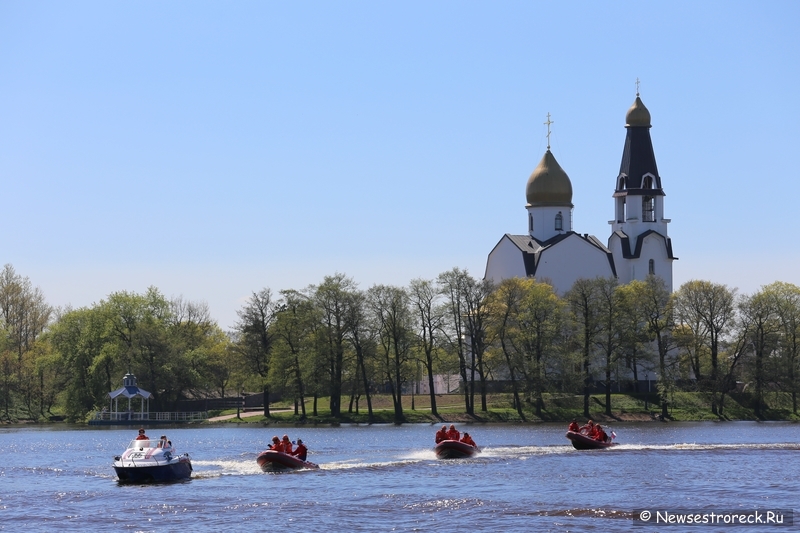 В Сестрорецке прошли мероприятия, посвященные 365-летию пожарной охраны России