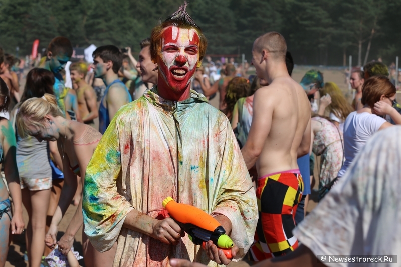 THE COLOR PARTY 2014 в Сестрорецке THE COLOR PARTY 2014 в Сестрорецке