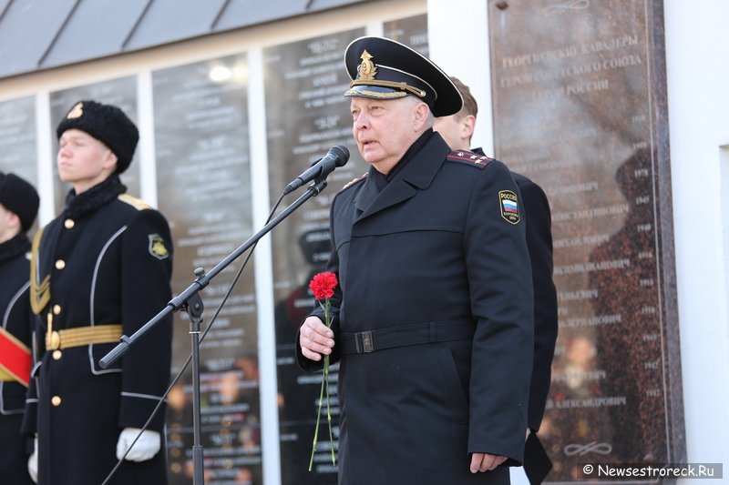 В Сестрорецке отметили День моряка-подводника 2015