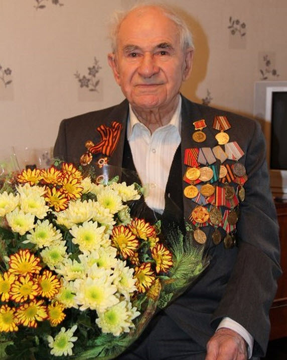 Владимир Путин поздравил с 90-летним юбилеем ветерана Великой Отечественной войны из Сестрорецка