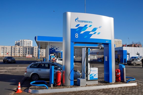 Акция «Топливо в подарок» от компании «Газпром нефть»