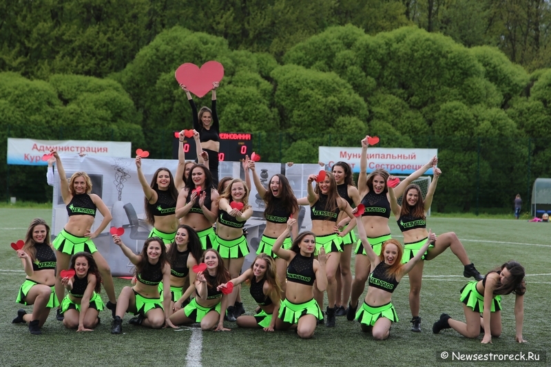 В Сестрорецке прошел открытый Кубок по черлидингу «CHEER OPEN - 2015» В Сестрорецке прошел открытый Кубок по черлидингу «CHEER OPEN - 2015»