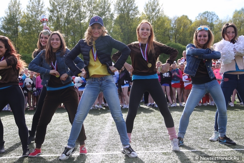 В Сестрорецке прошел открытый Кубок по черлидингу «CHEER OPEN - 2015» В Сестрорецке прошел открытый Кубок по черлидингу «CHEER OPEN - 2015»