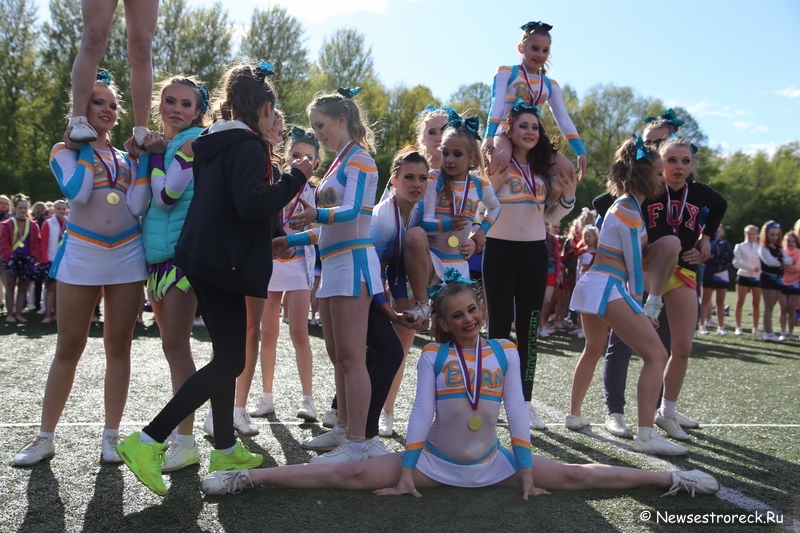 В Сестрорецке прошел открытый Кубок по черлидингу «CHEER OPEN - 2015» В Сестрорецке прошел открытый Кубок по черлидингу «CHEER OPEN - 2015»