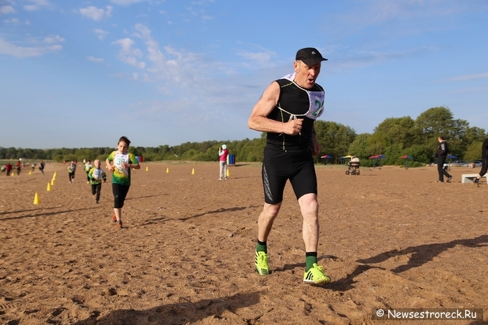Прошел второй этап соревнований по бегу на песке "Песчаные дюны"