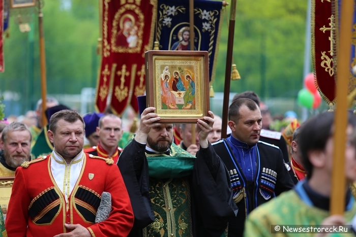 Народный праздник "Троица" прошел в Сестрорецке