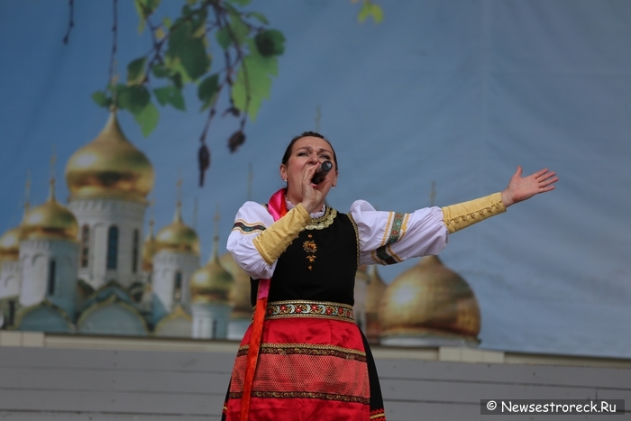 Народный праздник "Троица" прошел в Сестрорецке