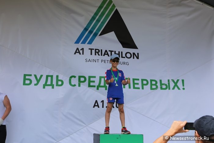 Сегодня состоялось открытие триатлона на Петровском арсенале Сегодня состоялось открытие триатлона на Петровском арсенале