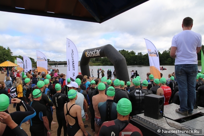 На Петровском Арсенале состоялся A1 TRIATHLON Saint Petersburg 2015 На Петровском Арсенале состоялся A1 TRIATHLON Saint Petersburg 2015