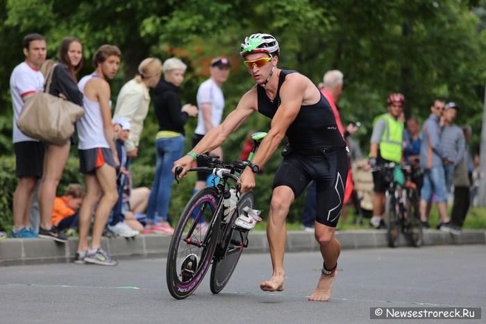 На Петровском Арсенале состоялся A1 TRIATHLON Saint Petersburg 2015