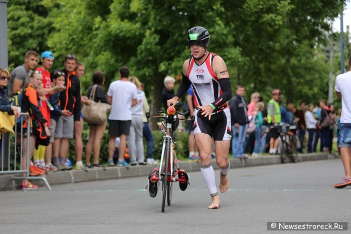 На Петровском Арсенале состоялся A1 TRIATHLON Saint Petersburg 2015 На Петровском Арсенале состоялся A1 TRIATHLON Saint Petersburg 2015