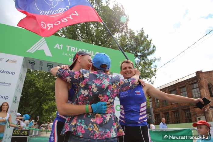 На Петровском Арсенале состоялся A1 TRIATHLON Saint Petersburg 2015 На Петровском Арсенале состоялся A1 TRIATHLON Saint Petersburg 2015