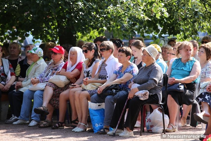 В Сестрорецке прошли «Зощенковские чтения 2015» В Сестрорецке прошли «Зощенковские чтения 2015»