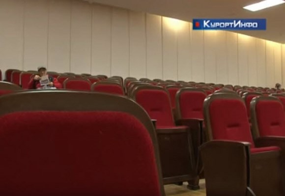 Жители Сестрорецка на встречу с чиновниками не пришли