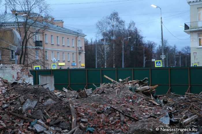 В Сестрорецке ломают дом купца Михаила Леонтьева