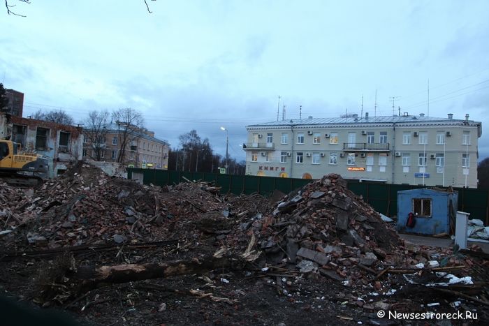 В Сестрорецке ломают дом купца Михаила Леонтьева