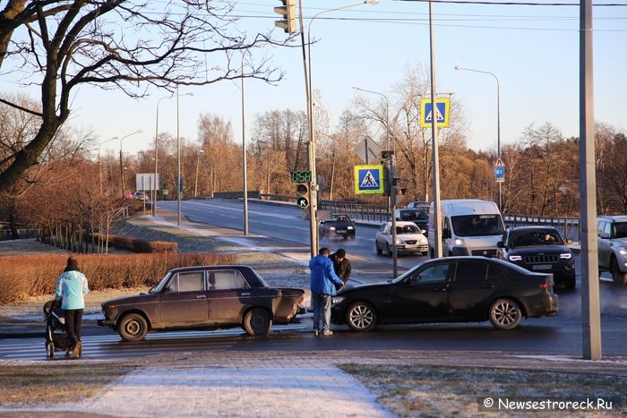 ДТП: BMW догнала «Жигули»