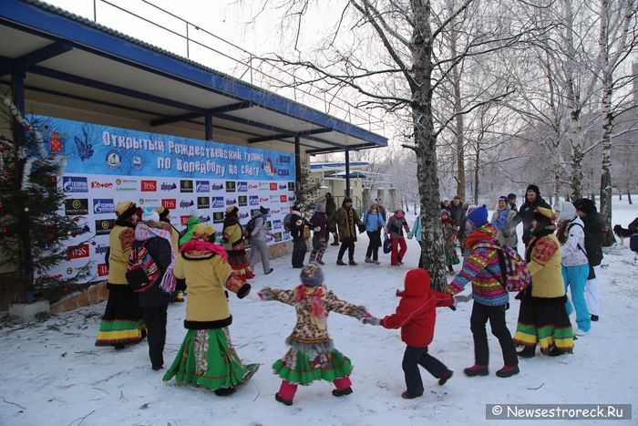 В Сестрорецке прошел «Snow Volley Christmas – 2016»