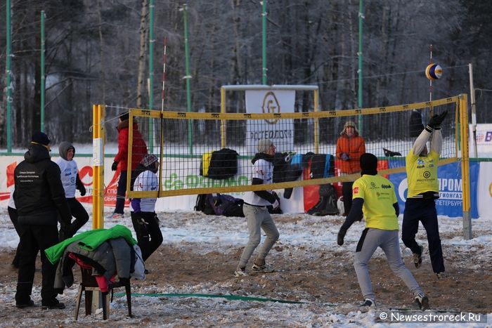 В Сестрорецке прошел «Snow Volley Christmas – 2016»