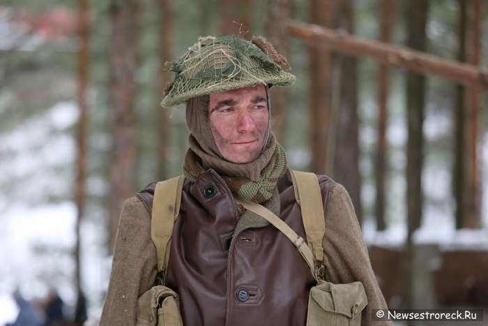 В Сестрорецке состоялась военно-историческая реконструкция "Западный фронт" В Сестрорецке состоялась военно-историческая реконструкция "Западный фронт"