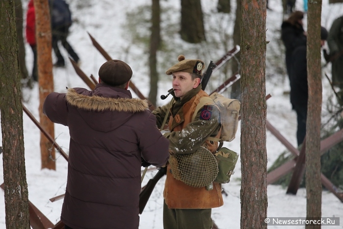 В Сестрорецке состоялась военно-историческая реконструкция "Западный фронт"