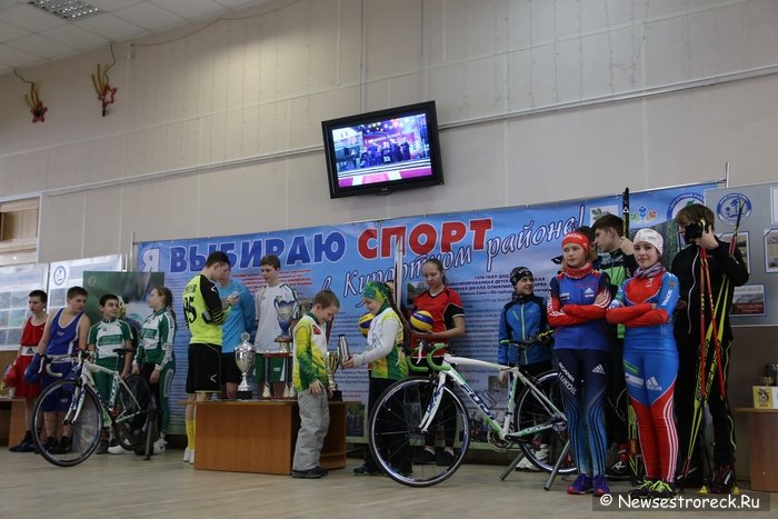 В Сестрорецке прошел отчет главы Курортного района А.В. Куимова В Сестрорецке прошел отчет главы Курортного района А.В. Куимова