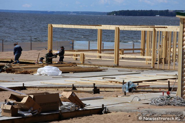 Строительство рекреационной зоны для инвалидов на пляже "Ласковый" скоро завершится