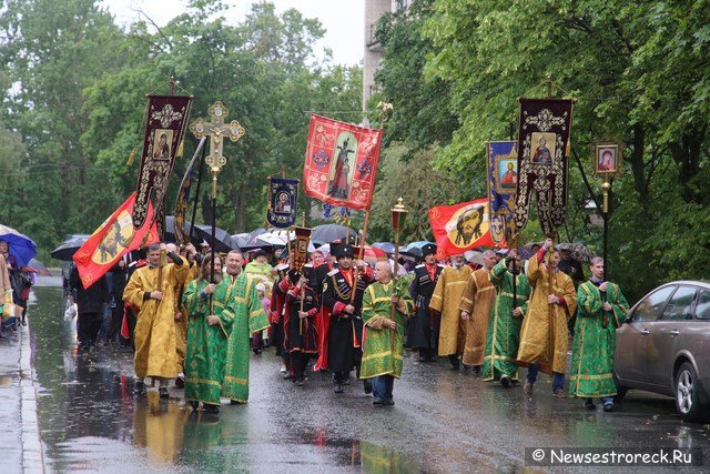 Праздник Святой Троицы отметили в Сестрорецке