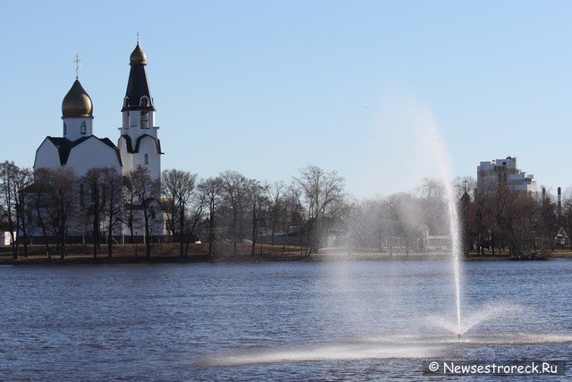 Сезон фонтанов в Петербурге близится к завершению