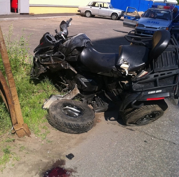В Сестрорецке в ДТП с квадроциклом погиб мужчина