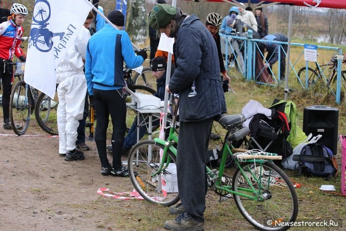 Костюмированная велогонка «Тыква Рейс - 2016» прошла в Сестрорецке