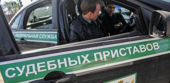 Неплательщицу из Сестрорецка оставили без иномарки Неплательщицу из Сестрорецка оставили без иномарки