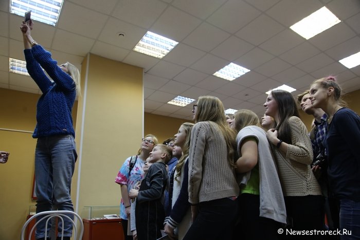 В Сестрорецк приезжала «пацанка» Валерия Цветкова В Сестрорецк приезжала «пацанка» Валерия Цветкова
