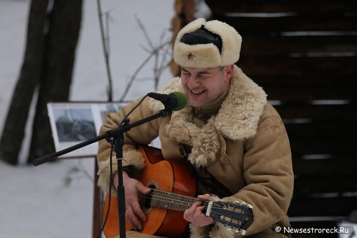 В Сестрорецке прошел военно-исторический фестиваль «Западный фронт» В Сестрорецке прошел военно-исторический фестиваль «Западный фронт»