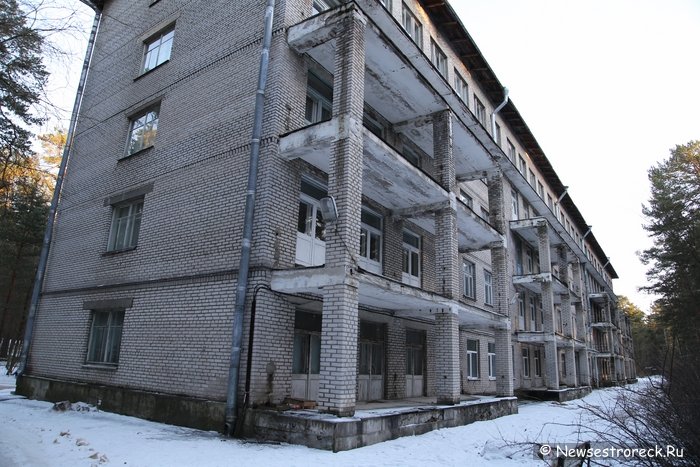 Реконструкцию санатория "Сестрорецкий курорт" начали с корпуса №1
