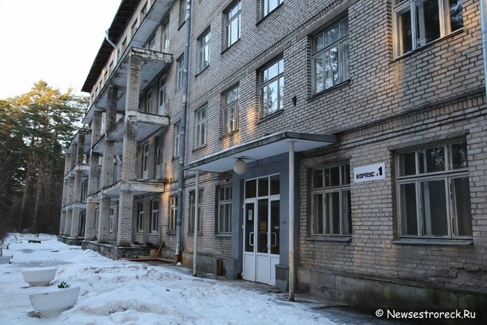 Реконструкцию санатория "Сестрорецкий курорт" начали с корпуса №1