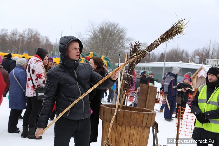 В Сестрорецке проводили зиму и встретили весну!