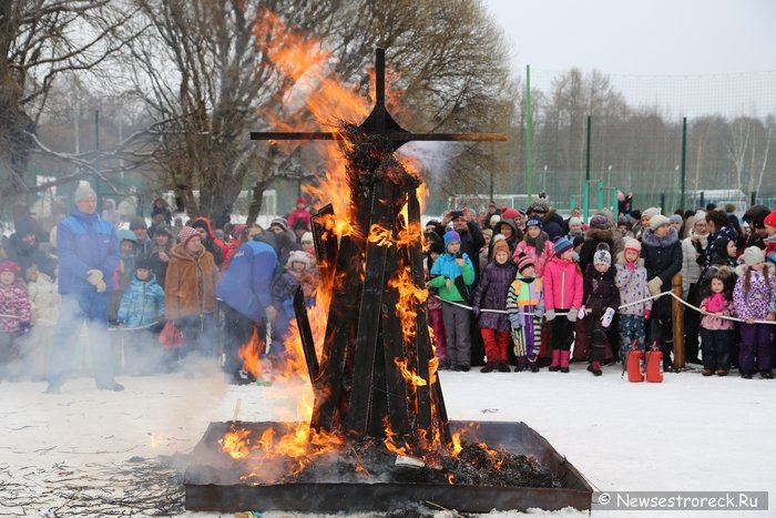 В Сестрорецке проводили зиму и встретили весну!