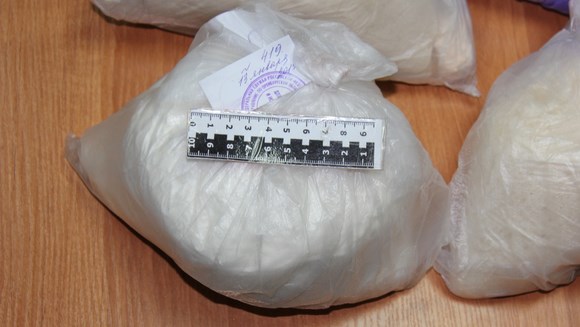 В Сестрорецке задержан мужчина у которого в пакете нашли 9 кг наркотика