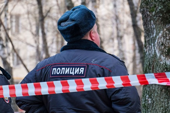 Житель Сестрорецка нашел фургон с двумя трупами Житель Сестрорецка нашел фургон с двумя трупами