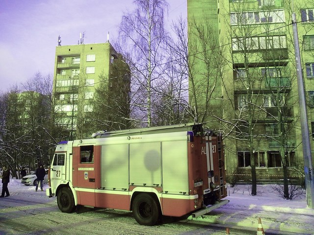 Жителей дома №5 по Наб.реки Сестры эвакуировали из-за учебной мины Жителей дома №5 по Наб.реки Сестры эвакуировали из-за учебной мины