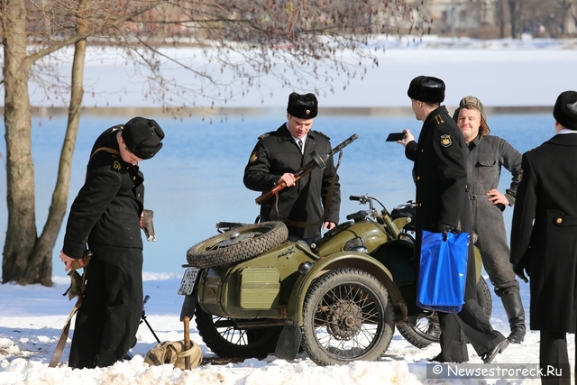 В Сестрорецке отметили День моряка-подводника 2014